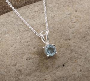 Collar Unisex de Lujo con Topacio Azul de Londres Natural Vintage, Plata de Ley 925, Chapado en Platino, con Acentos de Circonita Cúbica Blanca AAA - Product Image 1