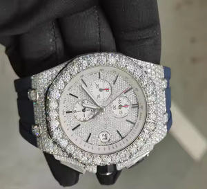 Montre en quartz Moissanite Urban Frost Simple pour homme, avec un design robuste et un confort optimal au quotidien - Product Image 5
