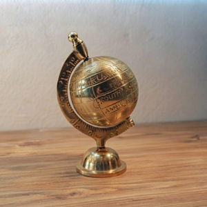 Globe terrestre en laiton fait main, style antique, décoration de bureau, accent nautique - Product Image 4