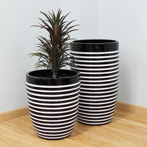 Ventes Flash : Pots en Fibre de Verre en Gros Directement de l'Usine Vietnamienne pour Plantes - Product Image 2