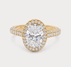 Anillo de Compromiso de Lujo con Doble Hilera de Diamantes Cultivados en Laboratorio, Corte Ovalado, 2.58 CTW, Oro Amarillo de 14K, para Mujer - Product Image 1