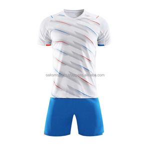 Conjunto de Camiseta de Fútbol Roja para Hombre, Manga Corta, Cuello Redondo, Poliéster que Absorbe la Humedad, Ajuste Atlético, para Todas las Temporadas, Impresión Personalizada OEM - Product Image 2