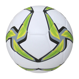 Ballon de football polyvalent et léger, cousu à la machine, respectueux de l'environnement, en cuir PU thermocollé, pour l'entraînement technique et le jeu d'équipe, offrant une performance constante - Product Image 1