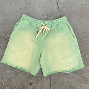 Shorts en toile personnalisés pour hommes, respirants, taille mi-haute élastique, logo vieilli, délavés à l'acide, entrejambe de 5 pouces, style décontracté urbain, très tendance - Product Image 2