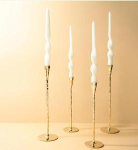 Candelabro de Metal Dorado, Forma Cilíndrica, Decoración para el Hogar - Product Image 2
