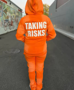 Sudadera con capucha y cremallera de estilo streetwear desgastado, térmica de invierno, transpirable, con lavado ácido, personalizable con bordado y estampado, y pantalones de chándal acampanados para hombre - Product Image 4