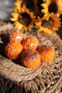 Bougie parfumée Ladoo artisanale en gros – Bougie en cire de soja de qualité supérieure pour la décoration de la maison et les cadeaux de festival Diwali - Product Image 2