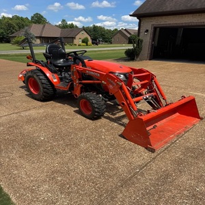 Tracteur Kubota B2601 - Livraison rapide disponible - Qualité supérieure - Conception conçue pour un travail agricole efficace - À vendre - Product Image 2