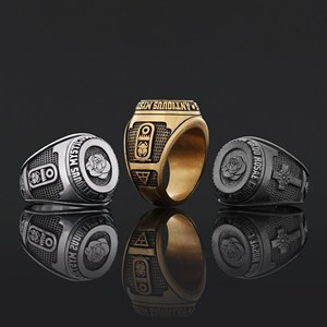 Anillo de Graduación Universitario BOJ RCJ Ring 021 Personalizado con Diamantes Plateados, Unisex, para Regalo en Fiestas y Ocasiones Especiales, Precio Bajo - Product Image 1