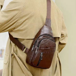 Sac bandoulière en cuir véritable, couleur unie, pour usage quotidien et voyage - Product Image 6