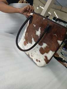 Nuevo Bolso Tote Cuadrado de Cuero Vacuno Resistente para Dama, Ligero, con Dos Cierres, Forro de Poliéster Suave Impermeable, Multiusos - Product Image 3