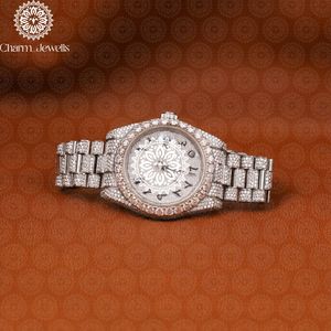 Montre de luxe pour femme Charm_Jewells, boîtier en acier inoxydable, cadran en cristal saphir, lunette sertie de diamants, quartz analogique, 30 mm, ronde, pliable - Product Image 1