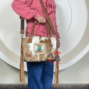 Bolsos de Mano de Diseño Nuevo, de Lujo, Clásicos, de Fabricante, Mini Bolsos de Viaje con Flecos, Logotipo Personalizado, Cuero Repujado a Mano, Bolsos de Moda para Mujer - Product Image 1