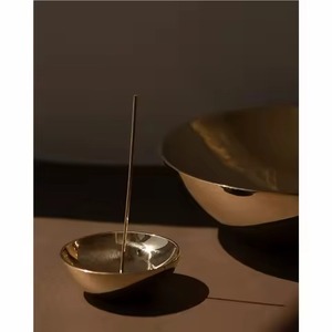 Brûleur à bâtonnets en métal vintage doré décoratif pour la maison, accessoires d'aromathérapie pour les parfums du Golfe et du Moyen-Orient - Product Image 5