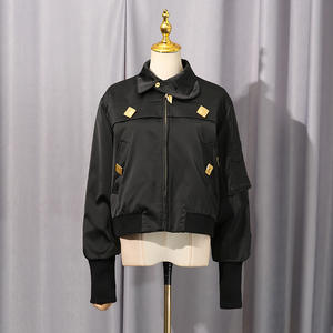 เสื้อแจ็คเก็ตพัฟเฟอร์ฤดูหนาวสำหรับผู้หญิง แบบลำลอง คอตั้ง ตกแต่งด้วยโลหะ - Product Image 3