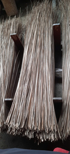 Palos de coco de alta calidad, palos de hoja de coco natural crudo para limpieza, palos Ekel para producción de escobas, precio de proveedor al por mayor - Product Image 2