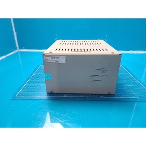 Thermo Fisher Scientific 18098 Rev. Sonde de température de précision 23904-C, utilisée comme pièce détachée pour équipement semi-conducteur d'époque - Product Image 2