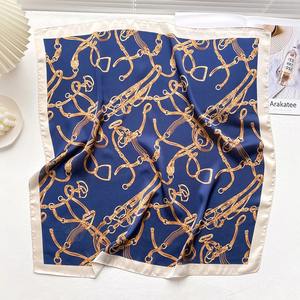 1 pièce Foulard carré en soie imprimée 70 cm pour femme, style tendance, avec motif chaîne et étrier, pour la tête, la décoration de sac et les vêtements - Product Image 6