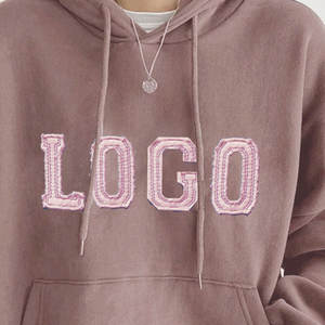 Sudadera de mujer al por mayor OEM, superventas, de invierno, informal, con lavado ácido, logo bordado, patrón de parche, bolsillo canguro y hombros caídos - Product Image 4