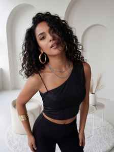 เสื้อกล้ามผู้หญิงสีแทน ทำจากใยไผ่ แห้งเร็ว ไม่ยับ ซับเหงื่อได้ดี ใส่ได้สองด้าน สไตล์ปาร์ตี้ ใส่ได้ทุกฤดู ทรงปกติ - Product Image 4