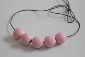 Pink Resin Beaded Necklace Geometric <b>Ball</b> Shape Trendy Statement Jewelry Unisex Gift - Product Image 3