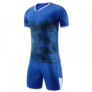 Maillot de football uni pour adultes, impression par sublimation, haute qualité, séchage rapide, respirant, personnalisable - Product Image 3