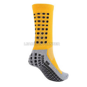 Breathable Solid Color Athletic Casual <b>Socks</b> Wholesale High Quality New Design <b>Soft</b> Men Casual <b>Socks</b> - Product Image 2