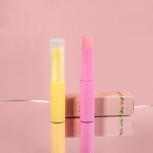 Bálsamo Labial Hidratante de 4 Sabores, Barra de Cuidado Labial Natural con Frutas para Reparar y Humectar Labios Secos - Product Image 4