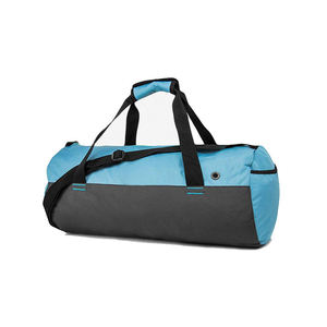 Sac de sport grande capacité avec compartiment séparé pour chaussures et nylon résistant à l'eau pour les voyages et les escapades de week-end - Product Image 1