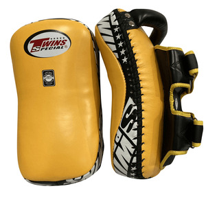 Customized <b>Best</b> Quality Kicking Shield Kick Pad Large Curved Focus Boxing Mma Training Arm Muay Thai Boxing Kicking Shield - Product Image 5