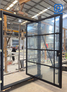 Porte pivotante moderne en fer noir avec panneaux en verre, porte d'entrée de villa de luxe, taille personnalisée, fabriquée au Vietnam - Product Image 4