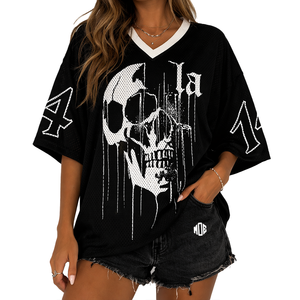 Camiseta Deportiva Oversize Negra de Malla para Mujer con Gráfico de Calavera, Estilo Streetwear, Cuello en V, Servicio OEM de Logotipo Personalizado al por Mayor - Product Image 3
