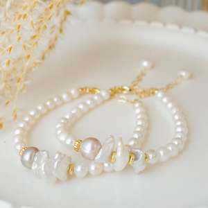Natural Iridescent Pearl Bracelet Dainty Gold Wedding Jewelry Handmade Baroque Keshi Pearl Bridal Gift - Product Image 4