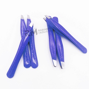 Pinza para cejas RMI de color azul oscuro con brillo y punta plateada, pinza de acero inoxidable con punta angular. - Product Image 4
