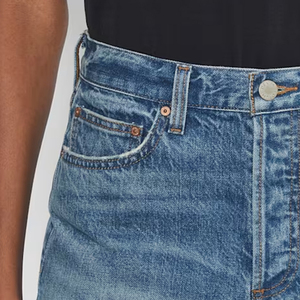 Shorts de mezclilla casuales y cómodos con logotipo personalizado para mujer / Diseño inspirado en tendencias, bolsillos laterales funcionales con presillas para cinturón - Product Image 3