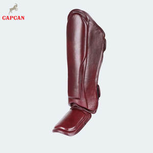 Espinilleras de Cuero con Acabado Liso, Construcción Duradera, Diseño Ligero y Ecológico para un Movimiento Cómodo - Product Image 4