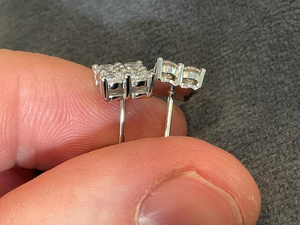 Pendientes de Lujo con Moissanita, Diseño de Cuatro Piedras Agrupadas, Corte Redondo Brillante, Joyería Nupcial, Regalo para Mujer, Uso Diario - Product Image 6