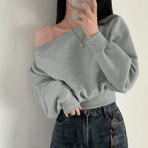 เสื้อสเวตเชิ้ตแขนกุดผู้หญิงแบบครอป ผ้าฟลีซระบายอากาศ 400 กรัม พิมพ์ลายปัก ตกแต่งแบบเปิดไหล่ ทรงหลวม สไตล์สตรีทแวร์ ด้านหน้า ODM - Product Image 2