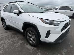 Toyota RAV4 XLE d'occasion 2025 - Product Image 1