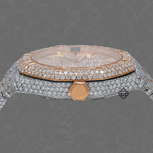 Superbe montre de mode et d'affaires bicolore avec chiffres arabes, entièrement sertie de moissanite, mouvement à quartz en verre octogonal - Product Image 3