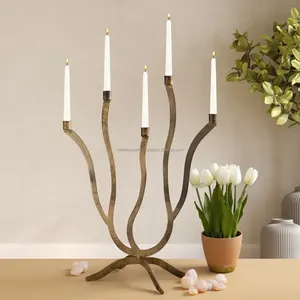 Candelabros Metálicos de Lujo Hechos a Mano al por Mayor para Centros de Mesa de Boda, Mesas de Comedor y Decoración Moderna para el Hogar, Proveedor Zahid Exports - Product Image 2