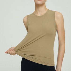 Débardeur de yoga découpé pour femme de haute qualité, respirant, léger, idéal pour l'été et la course à pied - Product Image 5