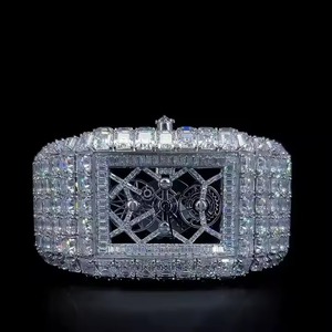 Montre unisexe de luxe tendance en alliage, chronographe automatique à quartz, sertie de diamants et de moissanite taille baguette de clarté VVS - Product Image 4