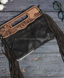 Hot Selling Women's Genuine Leather Zipper Closure Waterproof Handbag Casual Vintage Western Style <b>Square</b> Pattern Fur Tassel - Product Image 4