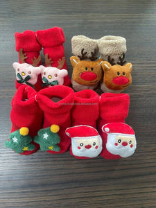 Chaussettes de Noël pour bébé, rouges, tricotées, motif renne, sapin, Père Noël, antidérapantes, pour l'hiver, 0,5-3 ans - Product Image 1