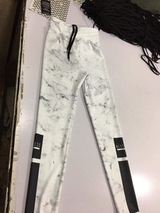 Leggings Sublimados Personalizados para Hombre, Leggings Deportivos Térmicos de Alta Calidad con Cintura Elástica, Ecológicos y Antibacterianos - Product Image 5