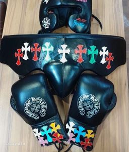 Oferta Especial: Set de Boxeo Profesional de Cuero Personalizado con Detalles Cromados para Entrenamiento de Boxeo, Muay Thai y Kickboxing - Product Image 2