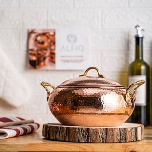 Casserole en cuivre de qualité export avec couvercle, marmite de cuisson professionnelle pour cuisine et hôtel, en métal robuste et durable, finition longue durée - Product Image 1