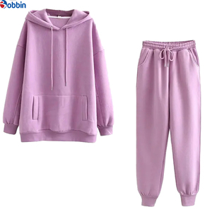 Conjunto de Sudadera con Capucha y Pantalones Deportivos Personalizados para Mujer, Sudadera con Capucha y Pantalones Deportivos de Alta Calidad, Sudadera con Capucha y Estampado Puff - Product Image 2