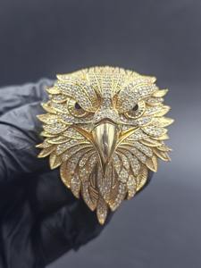Colgante de águila con incrustaciones de moissanita en plata 925 chapada en oro amarillo de 14k para raperos, joyería hip hop con diamantes personalizada para uso en moda. - Product Image 1